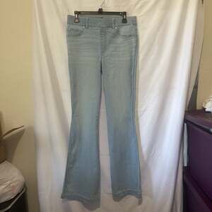 Spanx Flare Jeans Retro Light Wash Size Medium Tall